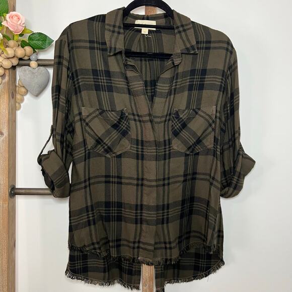 Cloth and Stone Plaid Blouse Raw Hem Size Medium - Picture 2 of 7